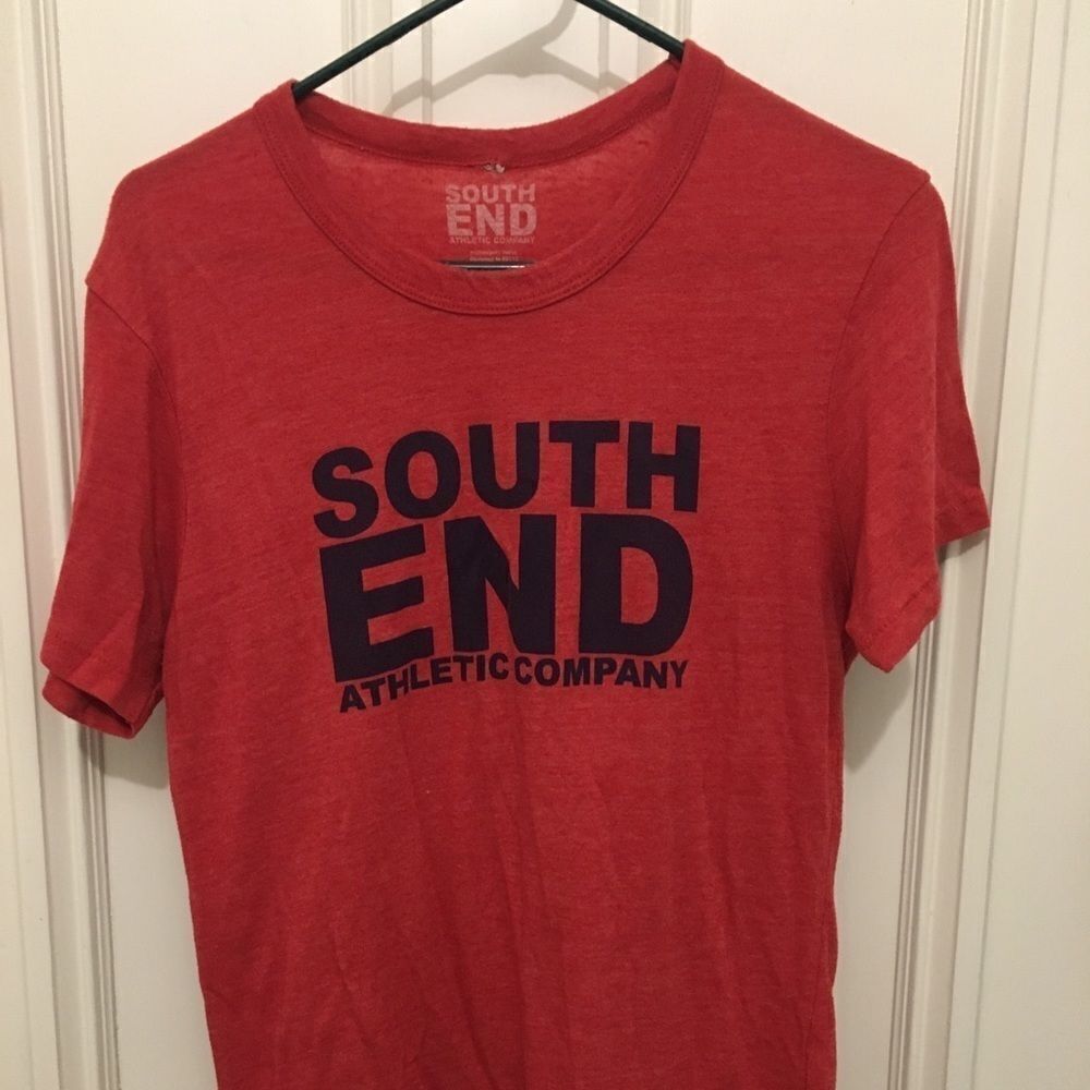 Men’s Red Tee medium